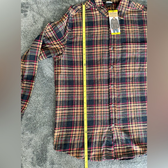 Eddie Bauer - Men's Night Sky Ohio Plaid Relaxed Fit Flannel Shirt, Medium - Picture 7 of 8